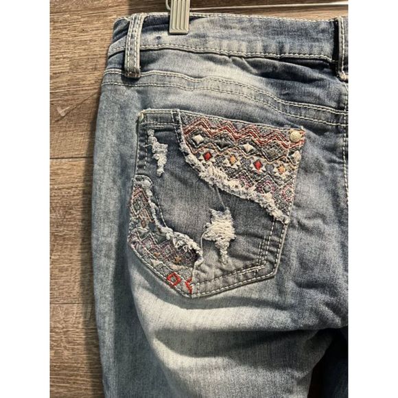 ND Weekend Distressed Womans Jeans Size 10 - Picture 6 of 6